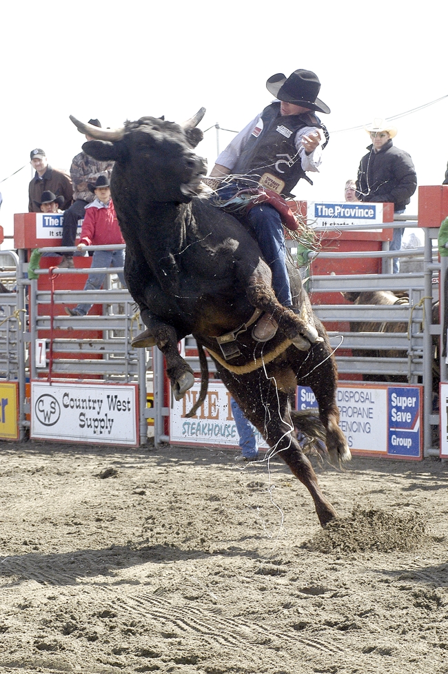 Campbell Newman Supports Rodeos