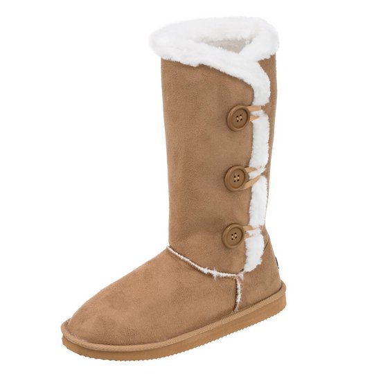 Vegan 'UGG' Boots and Where to Buy Them - PETA Australia