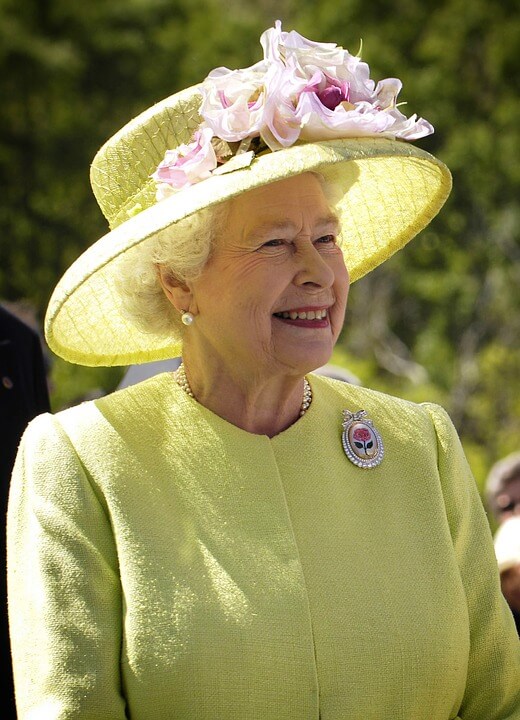 HUGE NEWS: The Queen Has Gone Fur-Free!